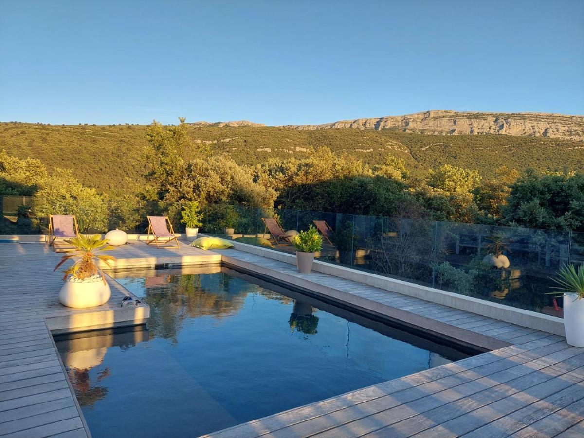 Chez Herve Et Lydie Nans-les-Pins Exterior foto
